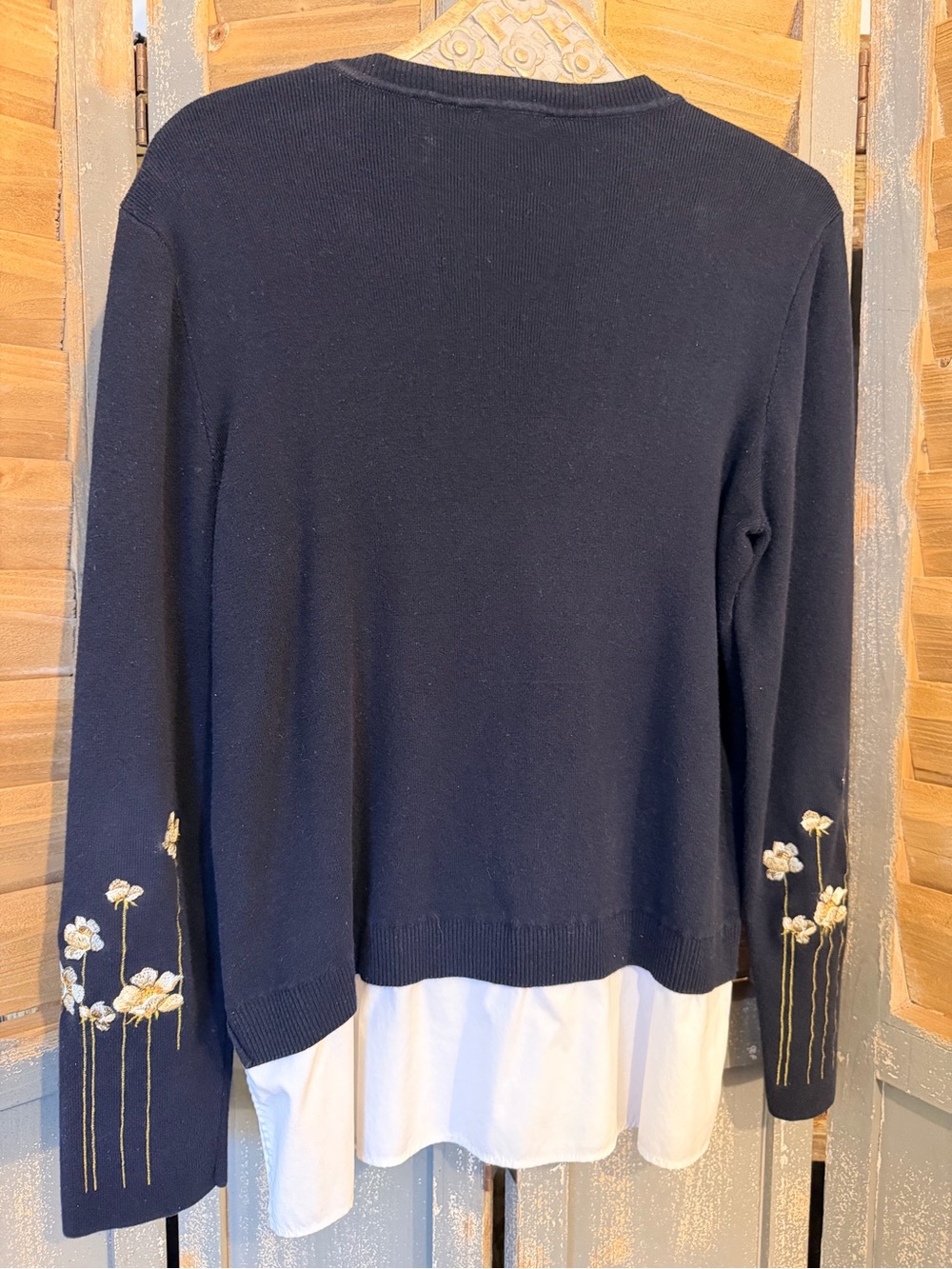 TED BAKER Navy Floral Embroidered Layered Hem Women's Sweater Top✨ Size 3/Medium - Picture 3 of 13